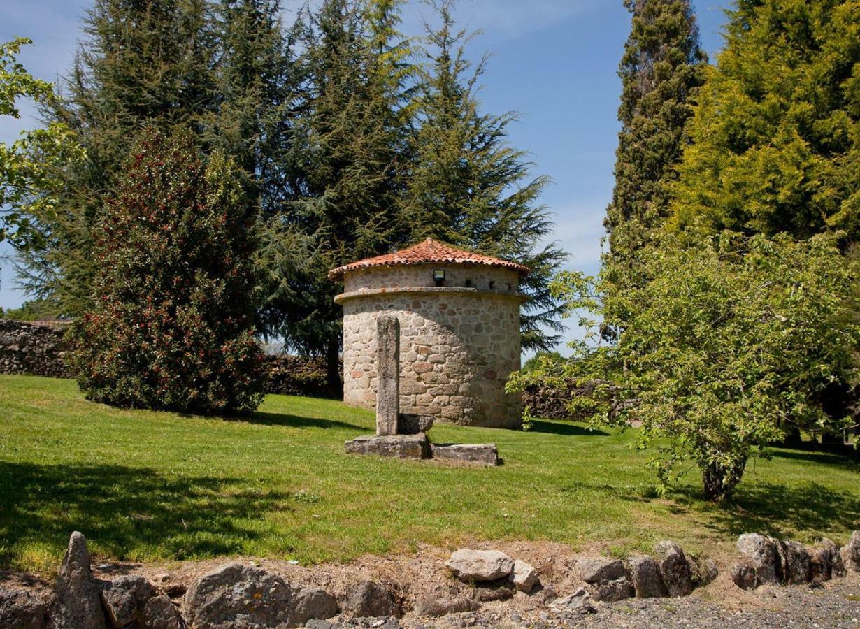 塞拉诺瓦 Jardines Pazo A Fabrica旅馆 外观 照片